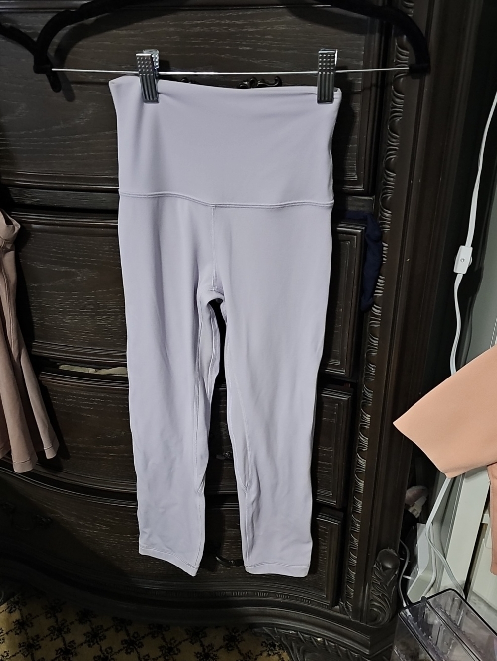 High-Waist Lavender Active Capri Leggings